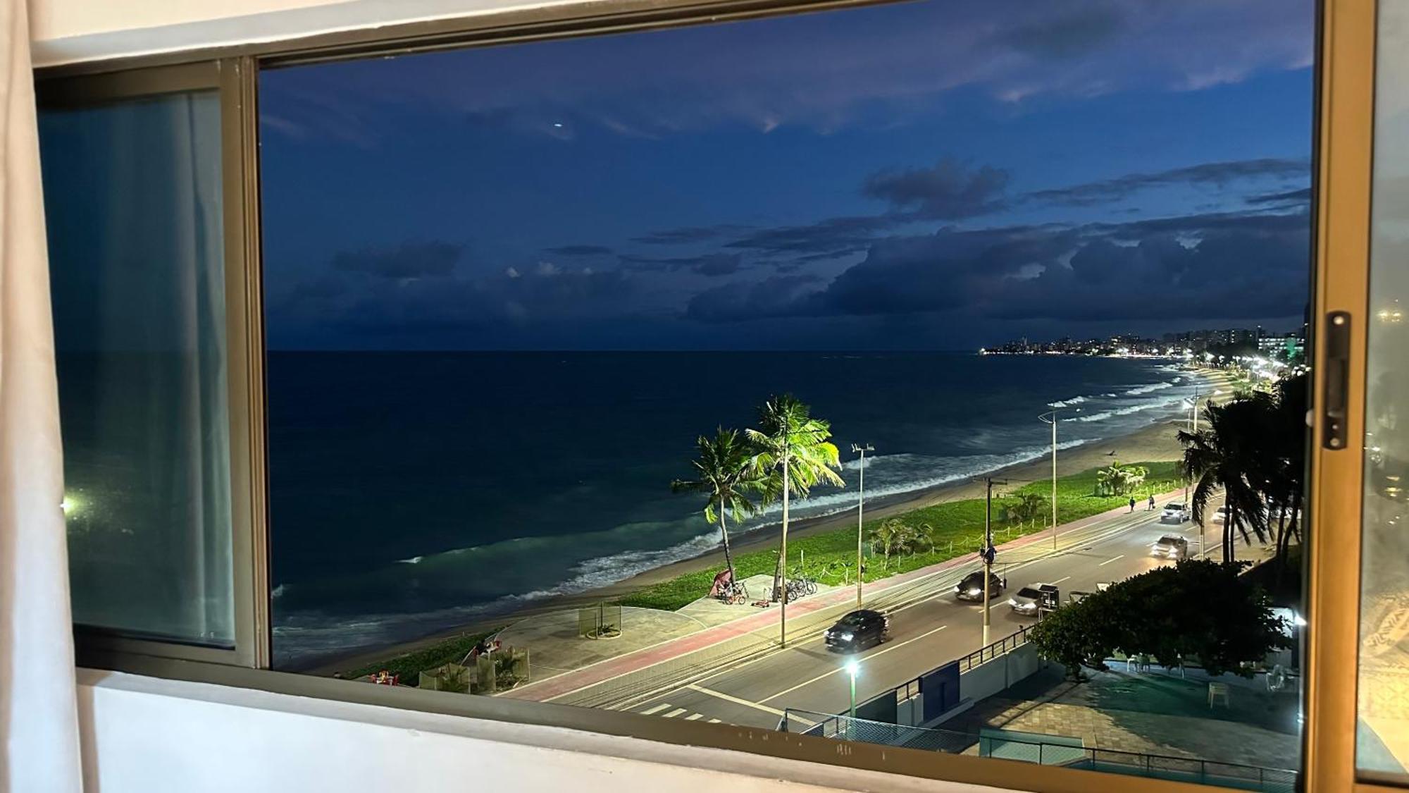 Flat Em Hotel De Luxo Beira Mar Da Grife Ritz Suites Com Vista Ampla Para Todo O Mar Da Cruz Das Almas, Jatiuca E Ponta Verde, Com Toda Estrutura De Um Hotel Lindo E Arrojado, Academia, Piscina E Muito Mais, Venha Viver Essa Experiencia Incrivel! Maceió Esterno foto